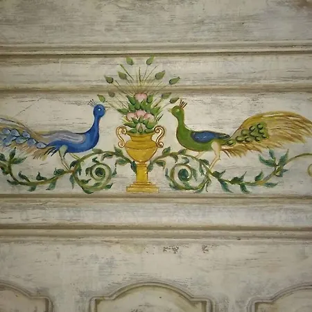 Апартаменты Kyra's Roof Terrace Flat *