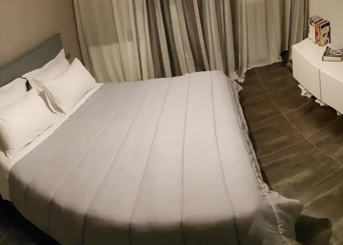 Kyra's Roof Terrace Flat Апартаменты