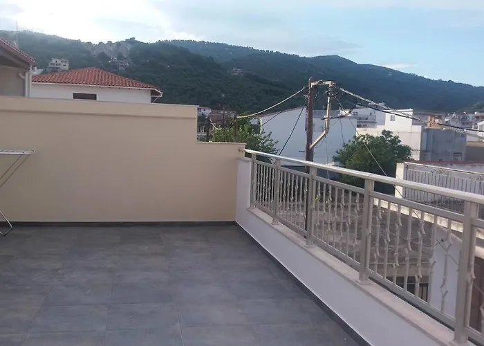 Kyra's Roof Terrace Flat Apartment Skiathos Town